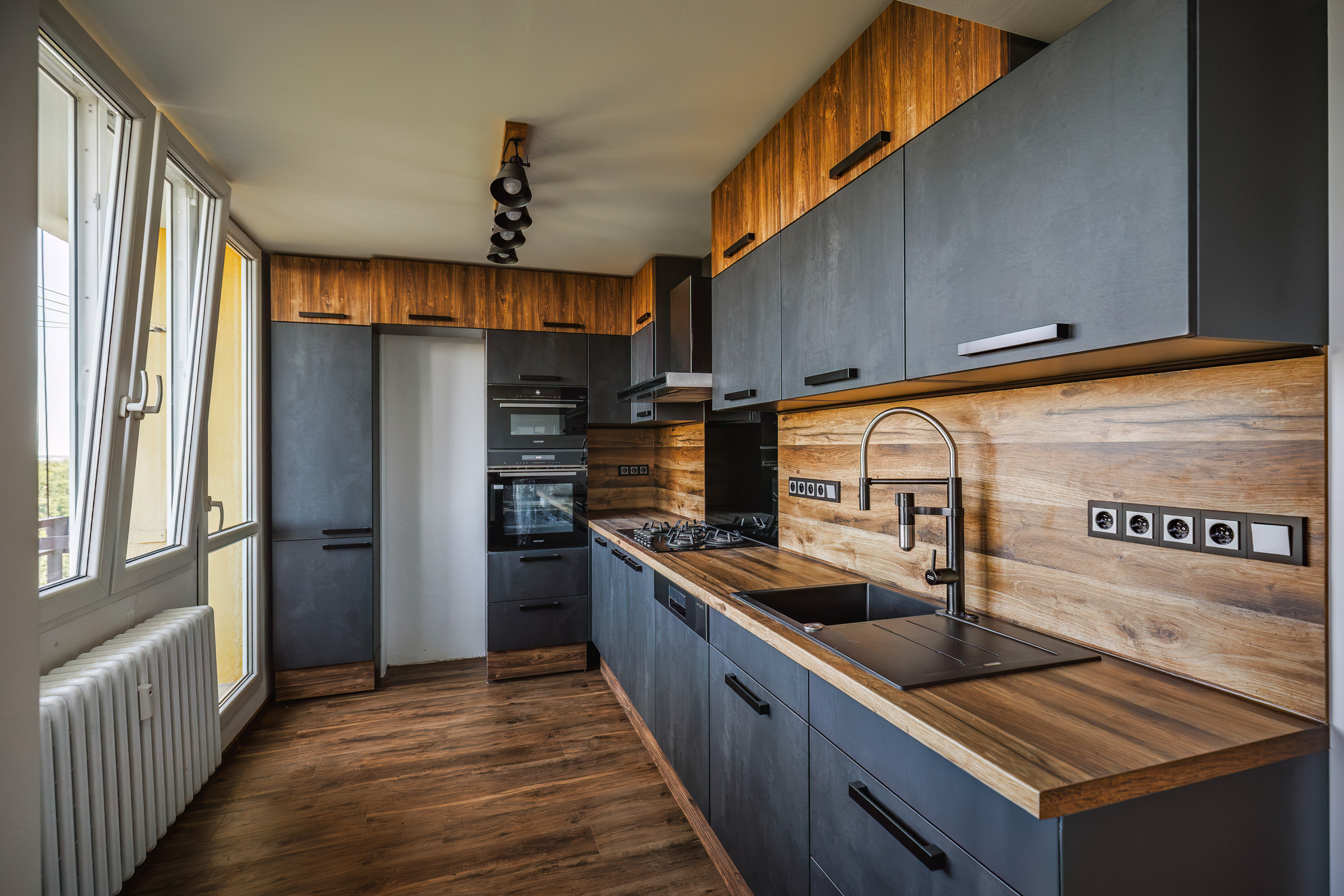 Kompletní rekonstrukce panelového bytu 3+1 – Kladno